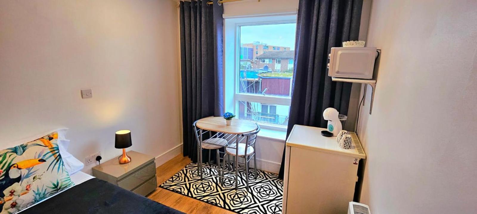 Penelope Ensuite Double Room ロンドン エクステリア 写真